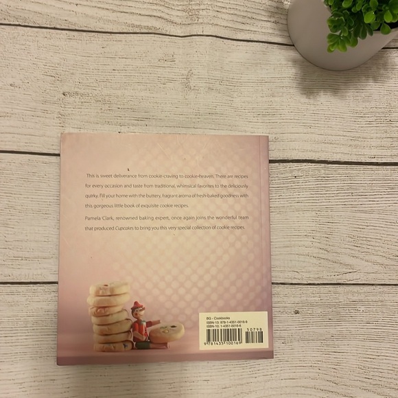 Cookies Cookbook -like new​ - Picture 2 of 3